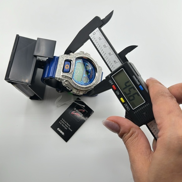 Iced out diamond watch for men, VVs GRA certified moissanite diamond men watch - Picture 5 of 6